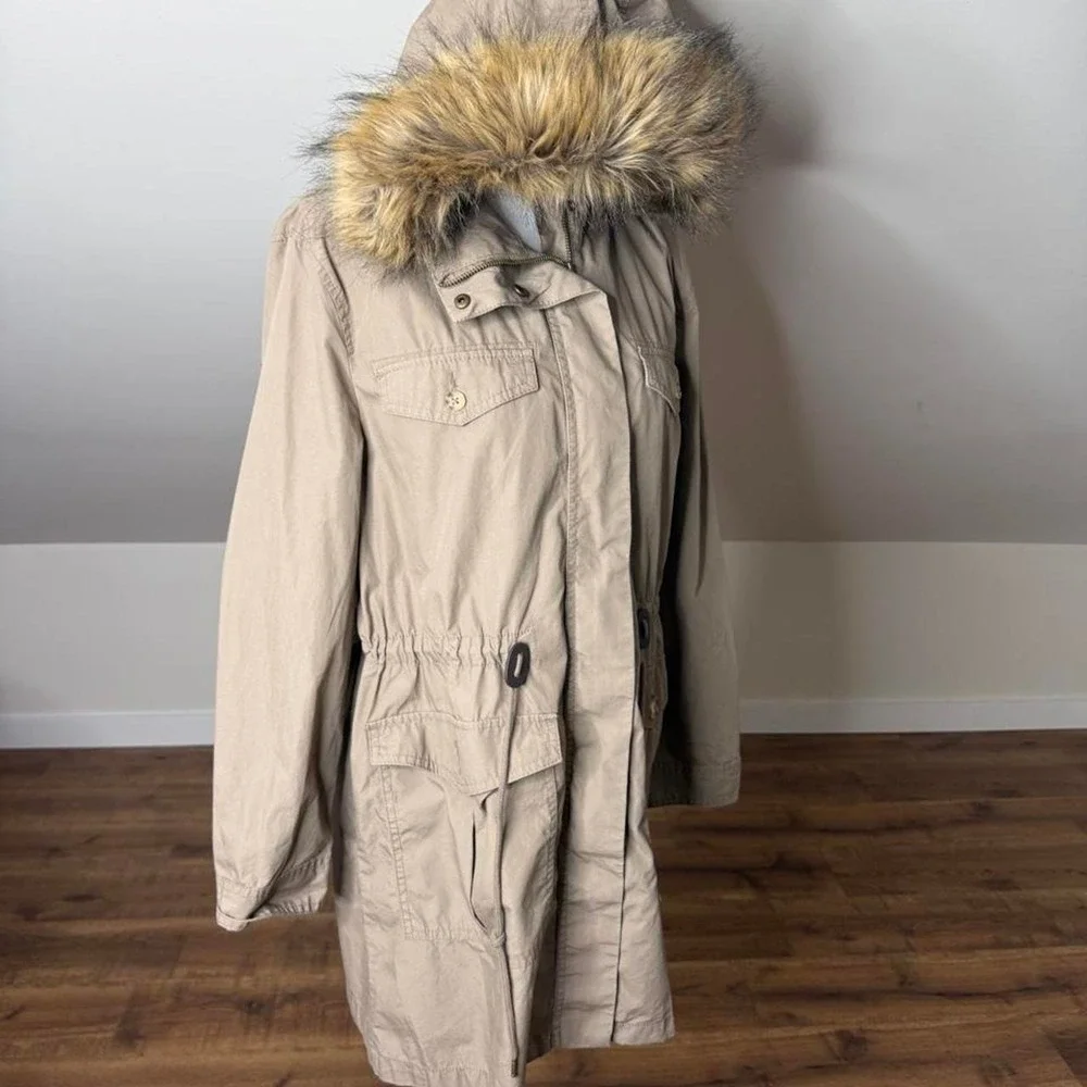 Liz Claiborne Petite Faux Fur Hood Utility Parka Bloke core